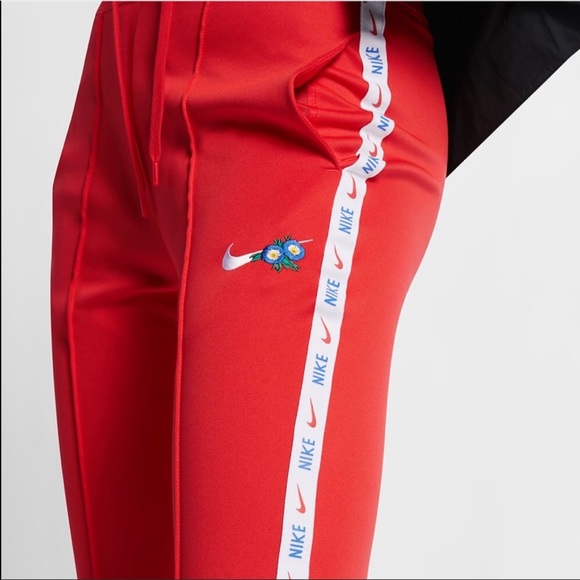 NWT Nike Women’s Sportswear Ultra-Femme Pants - Picture 6 of 8